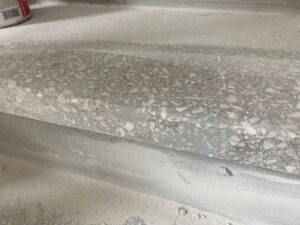 ZAKOŃCZONY – Konkurs Ofert  na Czyszczenie oraz Naprawę Posadzek Lastrykowych na Klatkach Schodowych oraz Biegach Schodowych, Spocznikach w Budynku Mieszkalnym Wielorodzinnym przy ul. Łowickiej 12 w Warszawie – Termin Składania Ofert do Dnia 07.02.2024 r. do godz. 15:00.